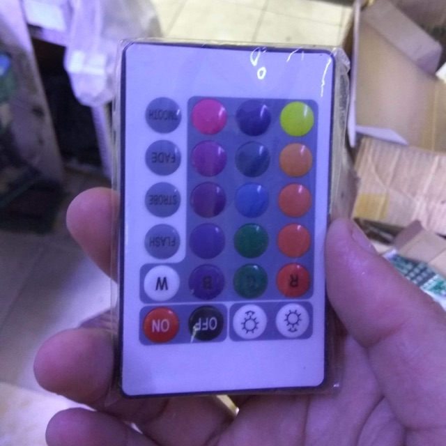 Remote khiển GRB kèm pin