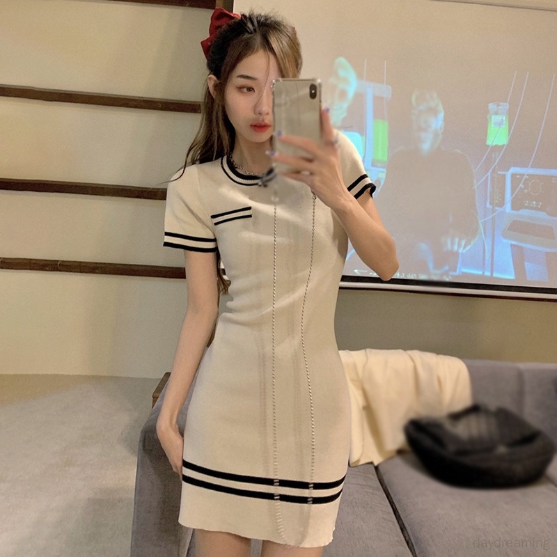 Váy Đầm Nữ Ôm Dáng Cổ Tròn Họa Tiết Kẻ Sọc Phong Cách Hàn Quốc Gợi Cảm