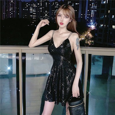 Đầm nữ dáng xòe kim tuyến 2 dây Emilyshop