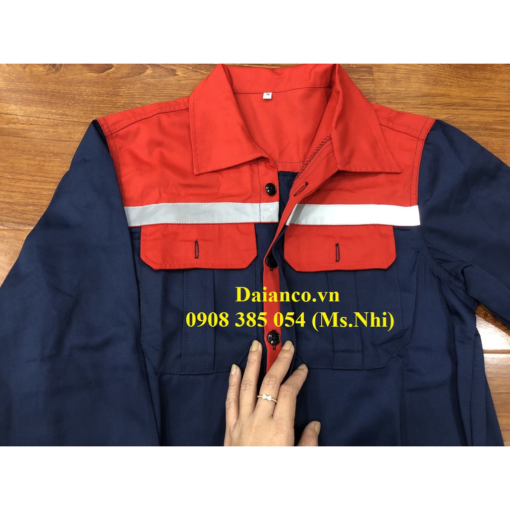 Quần áo bảo hộ tay dài màu tím than phối đỏ DN14 vải kaki thấm hút mồ hôi - Hình thật