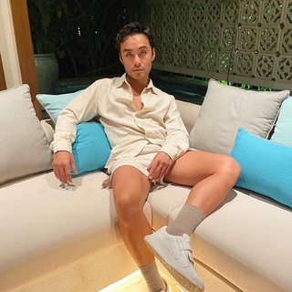 Quần shorts cạp chun UNCLE Beige Jacques