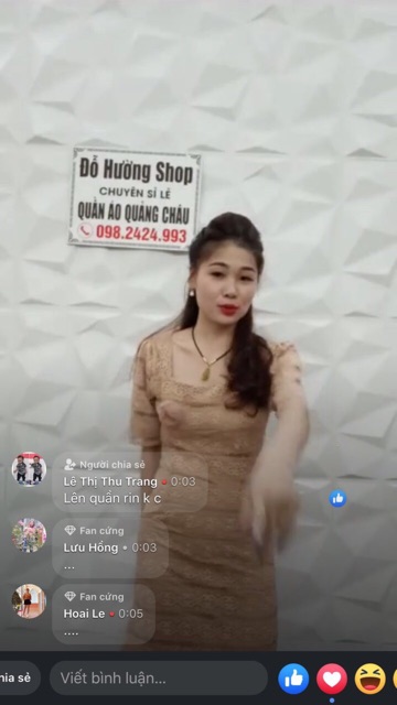 Váy Ren Cổ Vuông Tay Bồng Kèm Tag Hoa - Hàng Thiết Kế - TK03