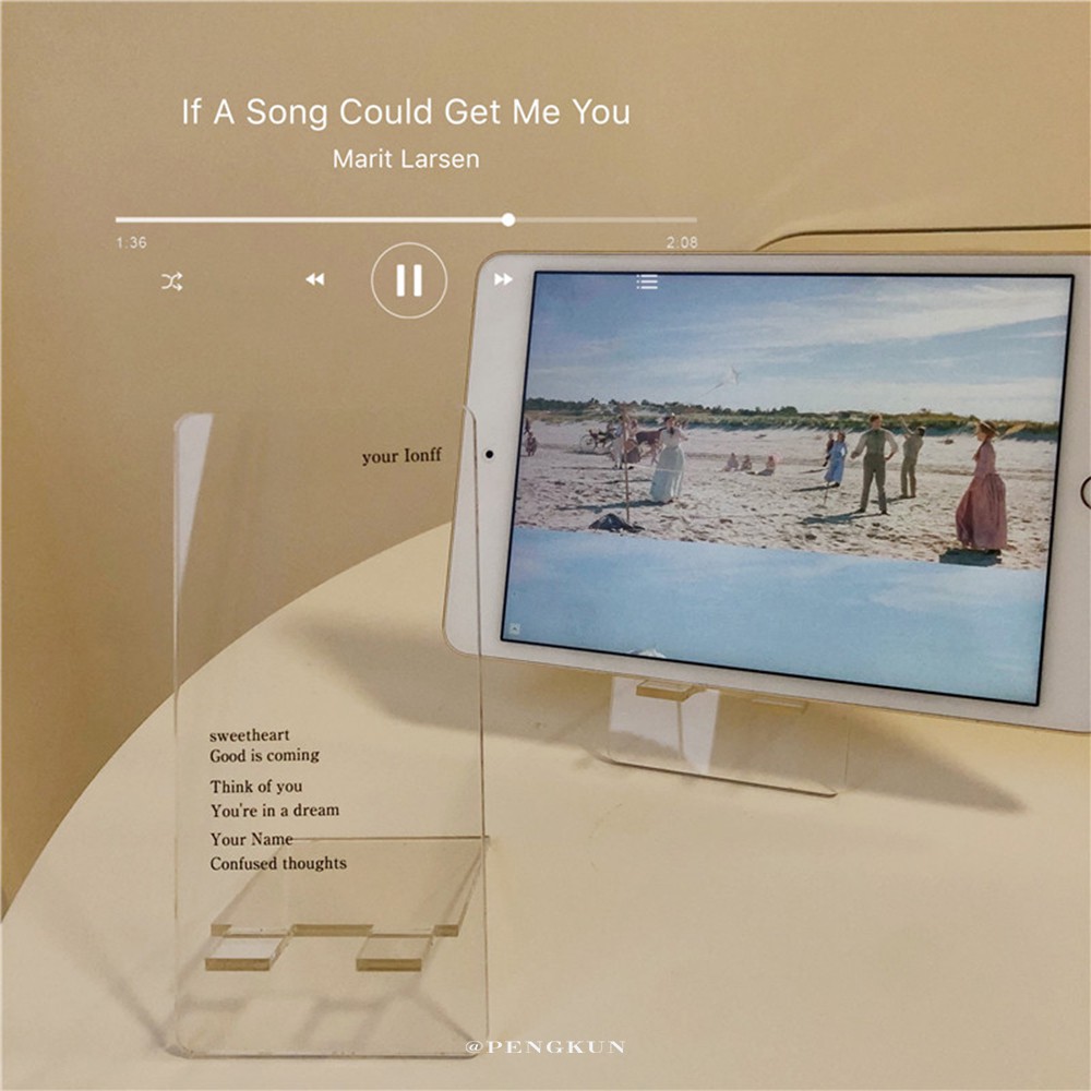 Giá Đỡ iPad/ Điện Thoại Bằng Nhựa Acrylic Trong Suốt Phong Cách Hàn Quốc Hoạ Tiết Chữ Cái Tiếng Anh Đơn Giản