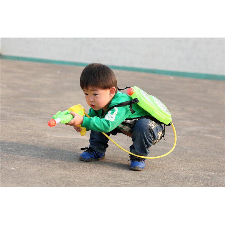 Balo súng bắn nước- đồ chơi siêu hót cho bé