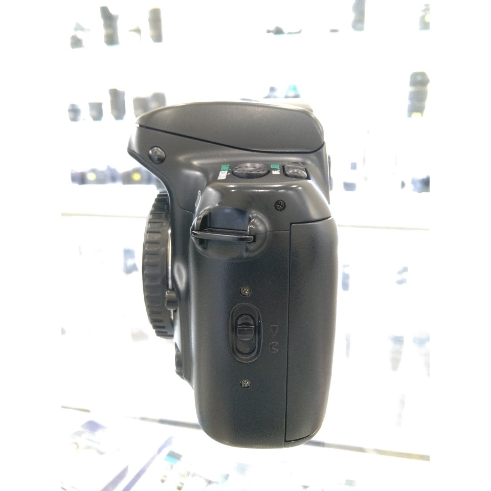 MÁY ẢNH FILM NIKON F50