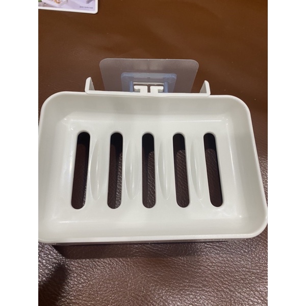 Kệ để xà phòng tiện lợi, thông minh dán tường