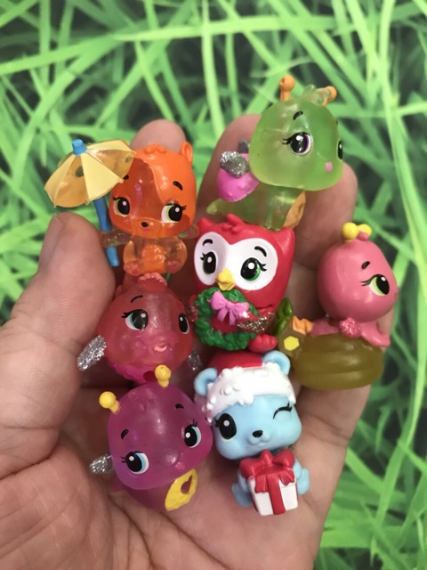 Trứng đồ chơi 5 Hatchimals và kẹo