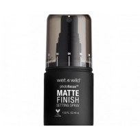 XỊT GIỮ MAKE UP WET N WILD PHOTOCUS MATTE FINISH SETTING SPRAY (TẠO ĐỘ LỲ)