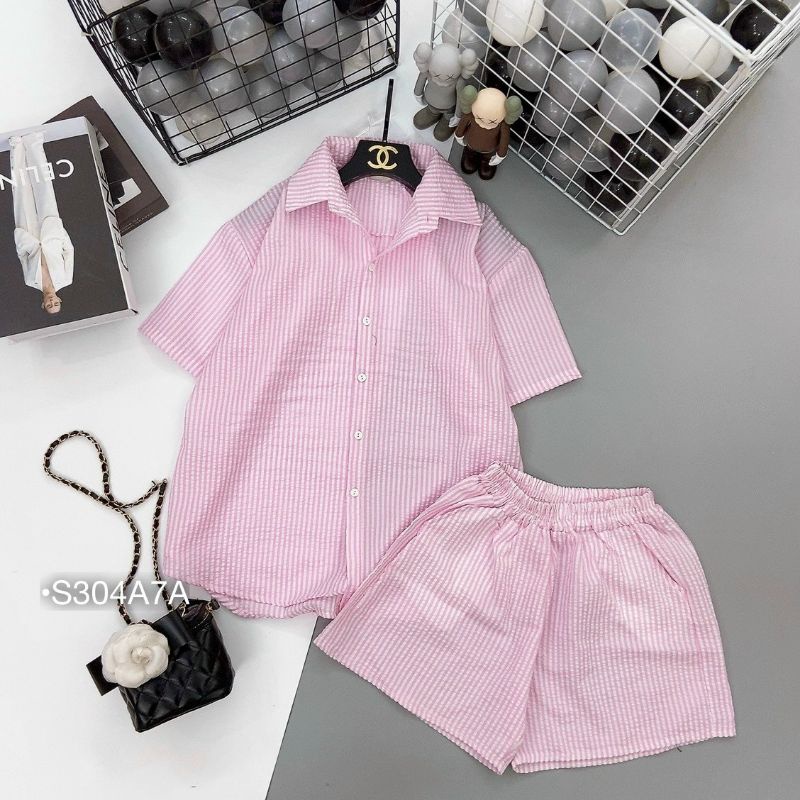 Set Bộ Đi Biển ,Set Sơ Mi Nữ Kiểu Kẻ Sọc Tay Ngắn Form Rộng Quần Đùi Cạp Chun Vải Đũi Xốp Caro Thô Mát Màu Đen/Xanh/Hồng