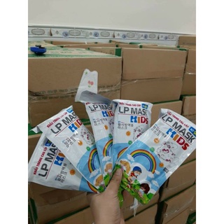 Khẩu trang KF 94 trẻ em