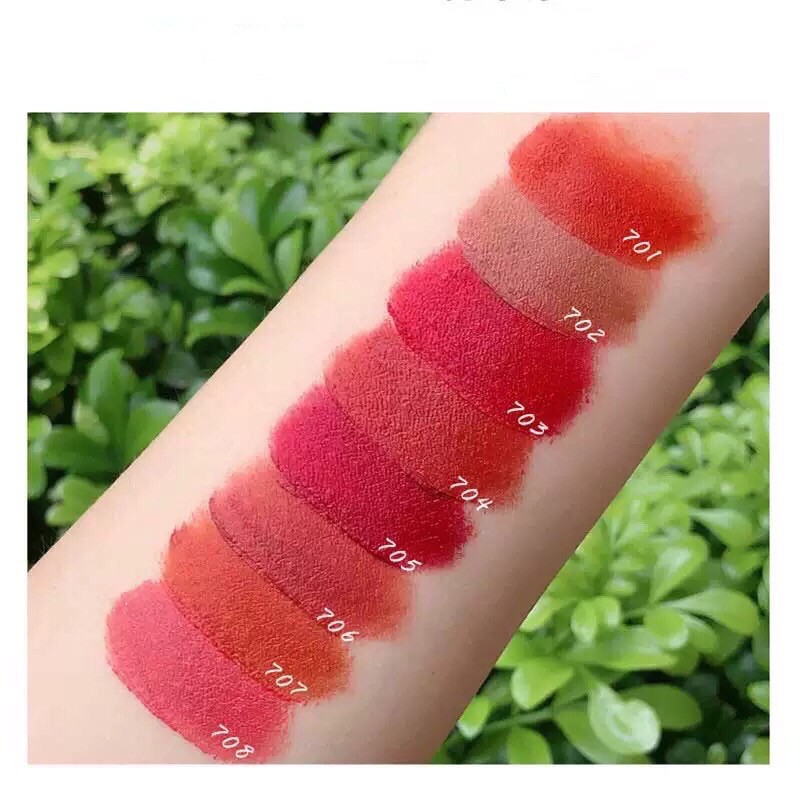 Son Gogo Tales kem đào lì mềm môi White Tube Glossy Lip Glaze