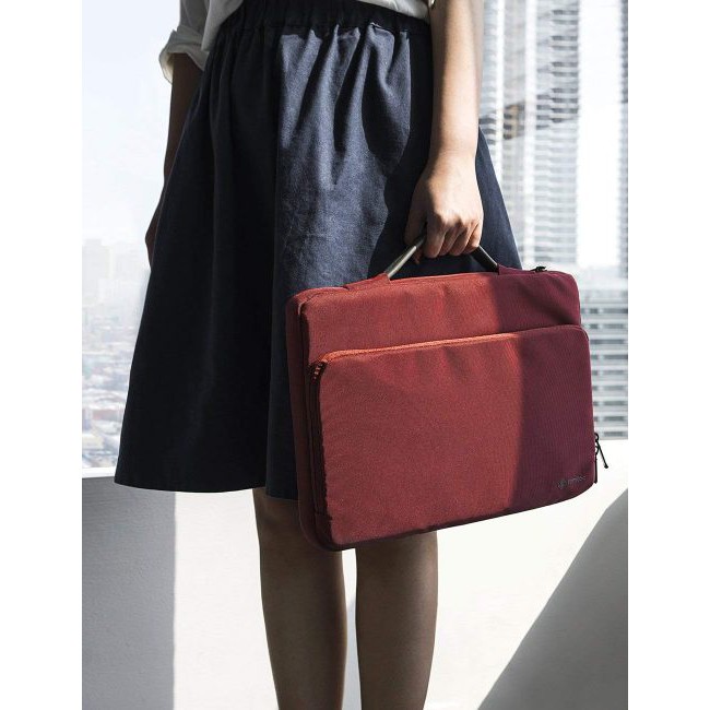 TÚI XÁCH CHỐNG SỐC 4 CẠNH TOMTOC (USA) BRIEFCASE MACBOOK PRO 13” NEW/ MACBOOK AIR 2018 | BigBuy360 - bigbuy360.vn