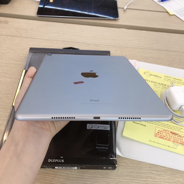 Ipad Pro 10.5 inch 64GB (4G + Wifi) zin chất | BigBuy360 - bigbuy360.vn