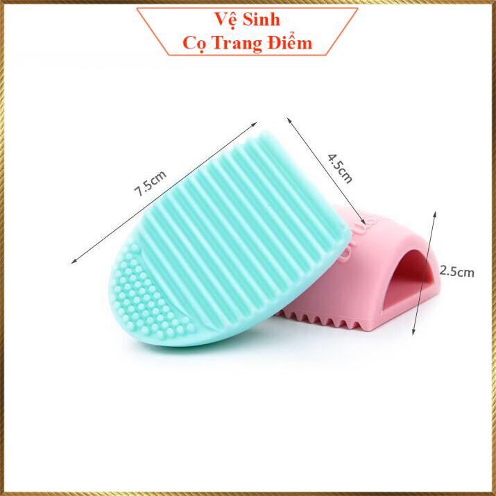 Dụng cụ vệ sinh cọ trang điểm silicone BE15