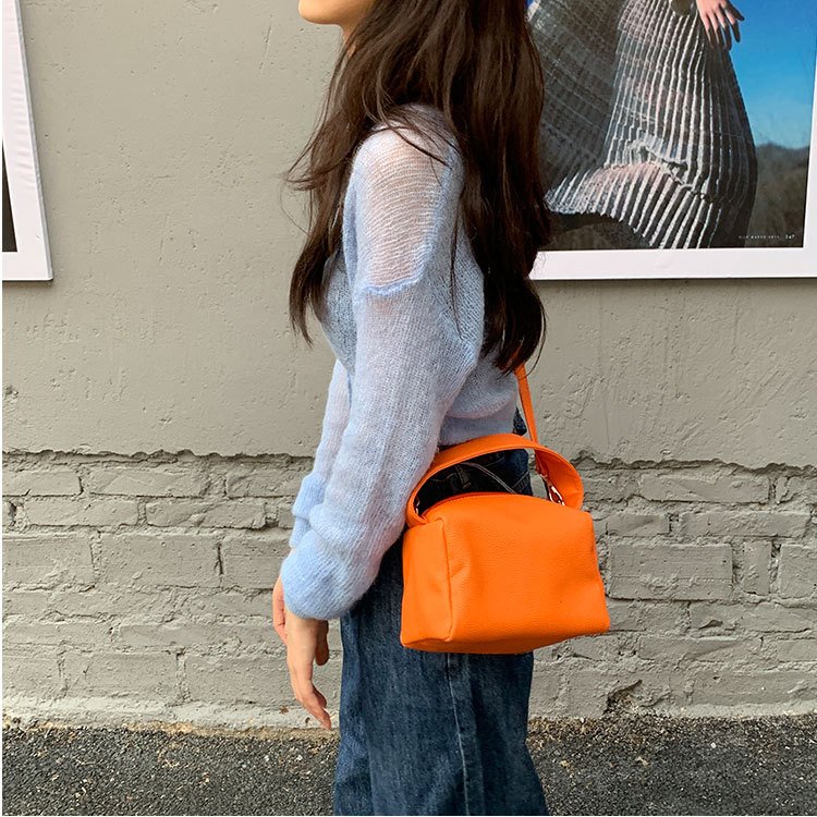 Túi đeo chéo thiết kế đơn giản hợp thời trang cho nữ