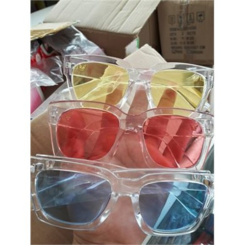 [GIÁ SỈ] KÍNH CHỮ V TRONG SUỐT NHIỀU MÀU CỰC HOT | BigBuy360 - bigbuy360.vn