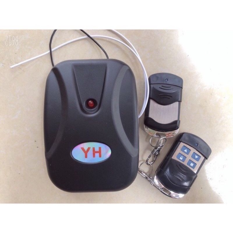 Hộp điều khiển cửa cuốn YH ( gồm 2 remote )
