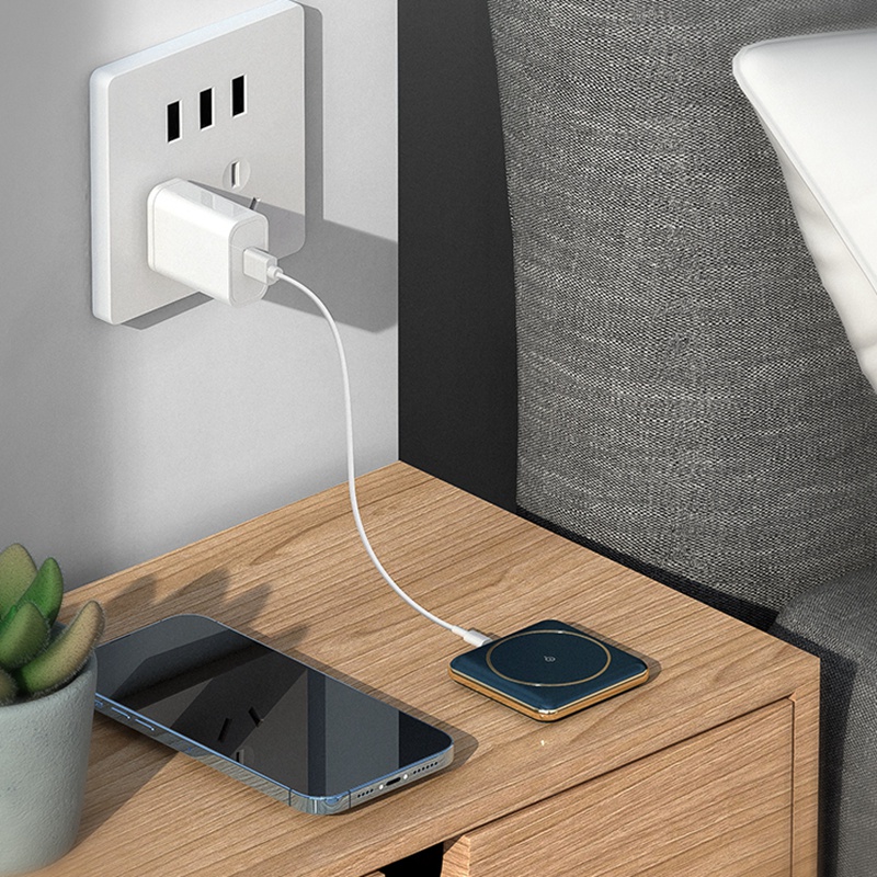 Pin Sạc Dự Phòng Không Dây 10000mAh 5W Có Nam Châm Siêu Nhẹ