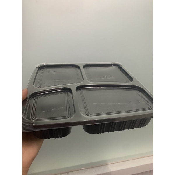 300 hộp nhựa đựng cơm vuông 4 ngăn JB26