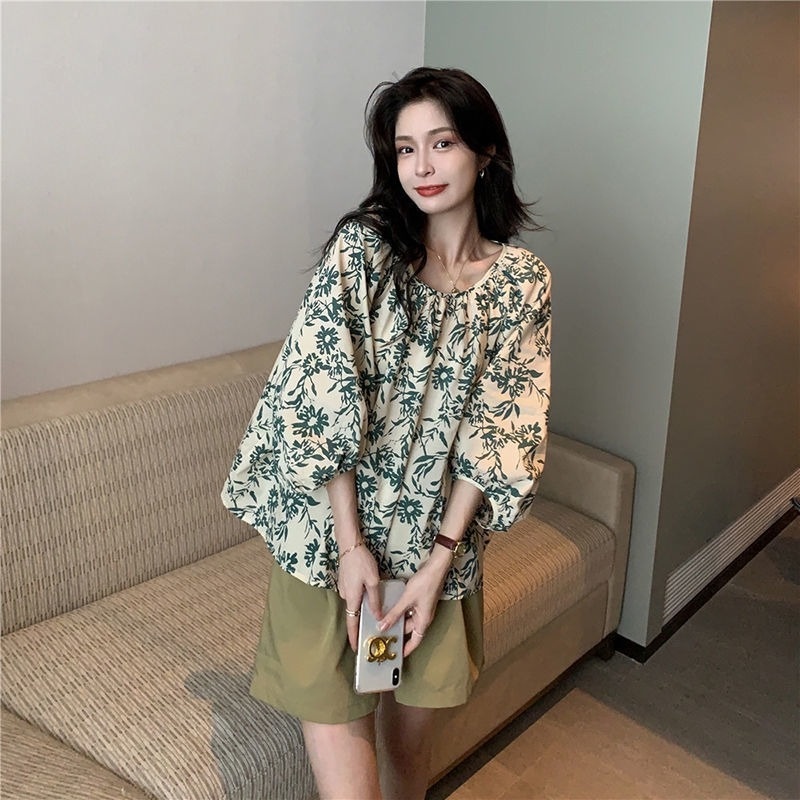 Set áo tay lỡ cổ tròn + quần short lưng cao thời trang nữ có bán lẻ