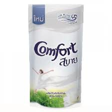 NƯỚC XẢ VẢI COMFORT THÁI 580ML