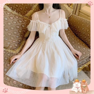 Đầm thiết kế công chúa dự tiệc màu trắng dáng dài phối lưới bồng bềnh trễ vai đúng chuẩn tiểu thư bánh bèo diện dự prom