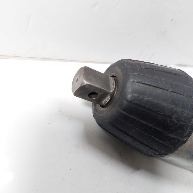MÁY BẮN BULONG MAKITA NHẬT 1140W ĐIỆN 100V