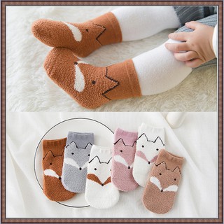Tất trẻ em, Vớ trẻ em cao cấp chất liệu bông xốp hình cáo dành cho bé yêu đi mùa đông (cam kết chất lượng) (MS T09)