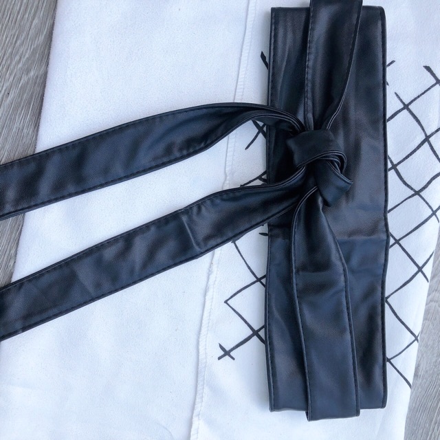 Đai nịt váy da- tự cột | BigBuy360 - bigbuy360.vn