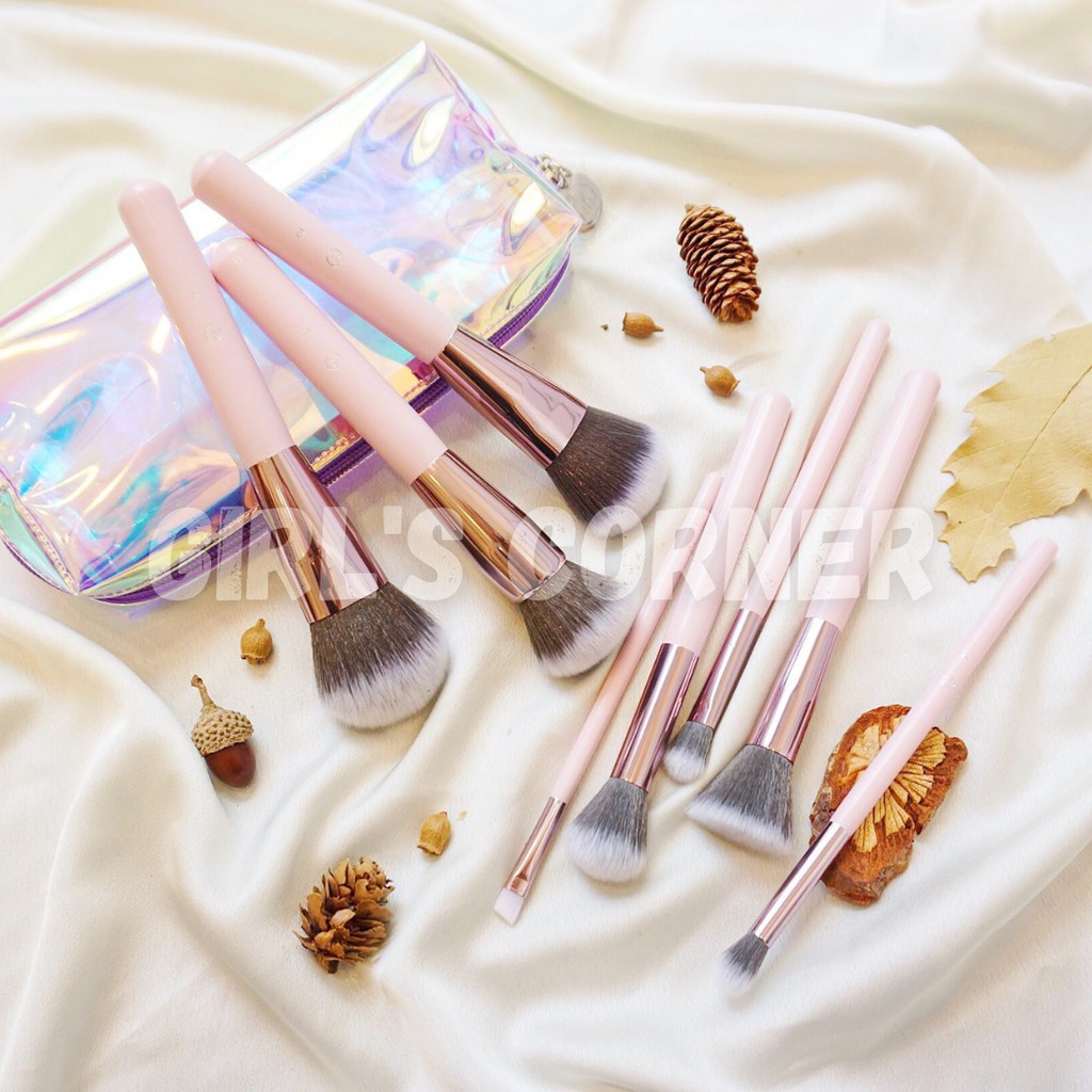 Bộ cọ trang điểm cá nhân BH Cosmetics Opallusion Dreamy