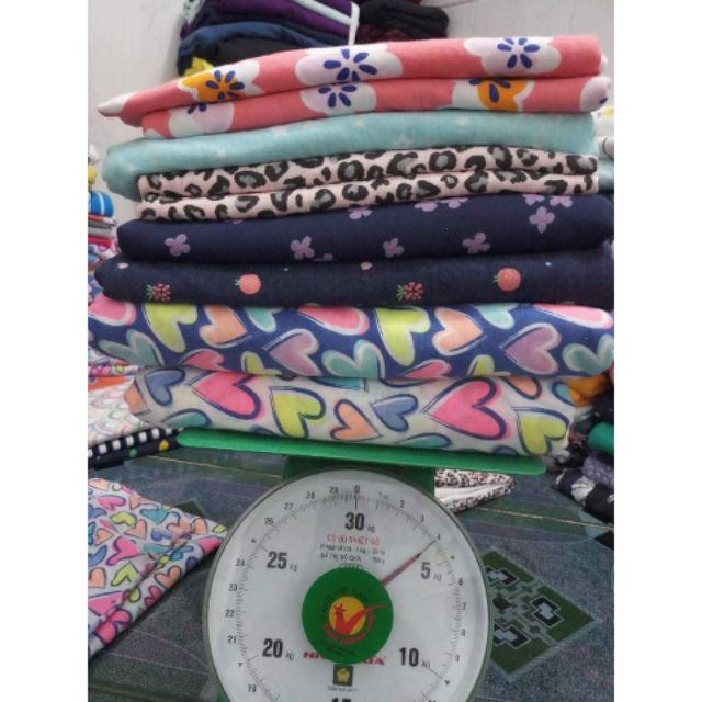 Vải cotton họa tiết