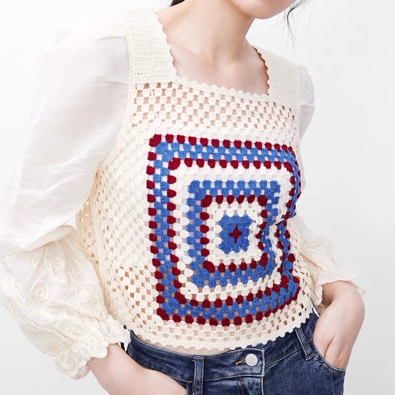 Áo len đục lỗ Urban Revivo