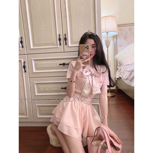 Áo Len Đì O Khuy Ngọc Tặng Kèm Khăn Nơ Xinh 011