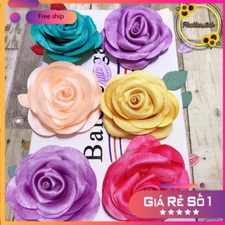 Tag hoa trà lớn cài áo có ghim cài