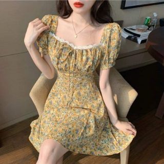 Đầm hoa vintage