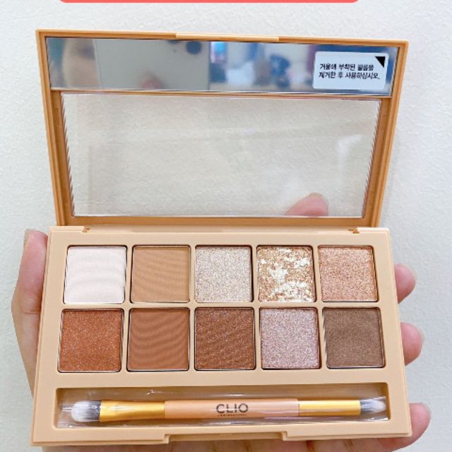 Bảng phấn mắt Clio 02