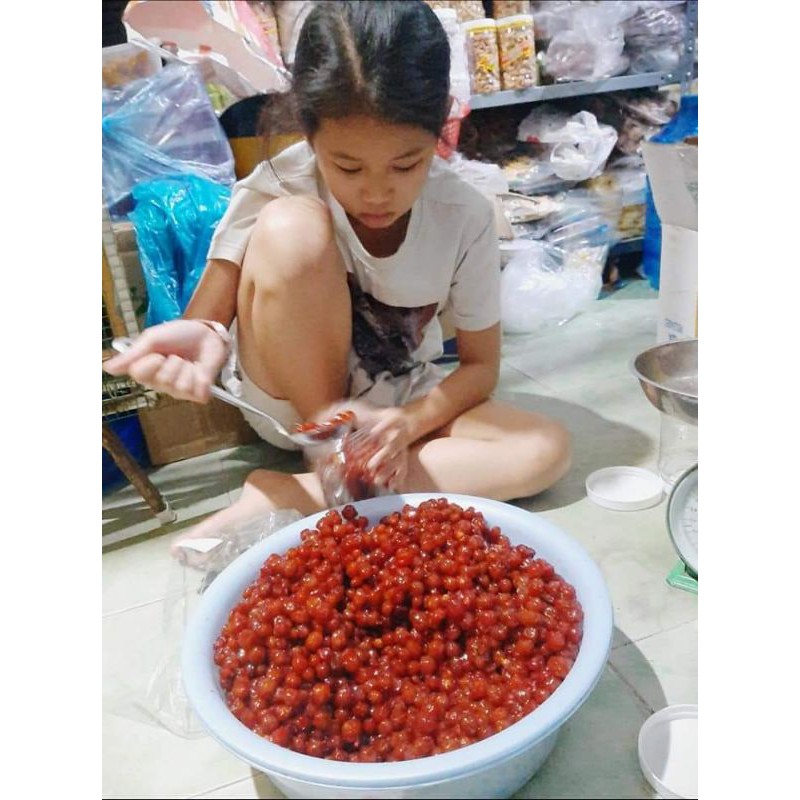 Chùm ruột chua ngọt nhà làm