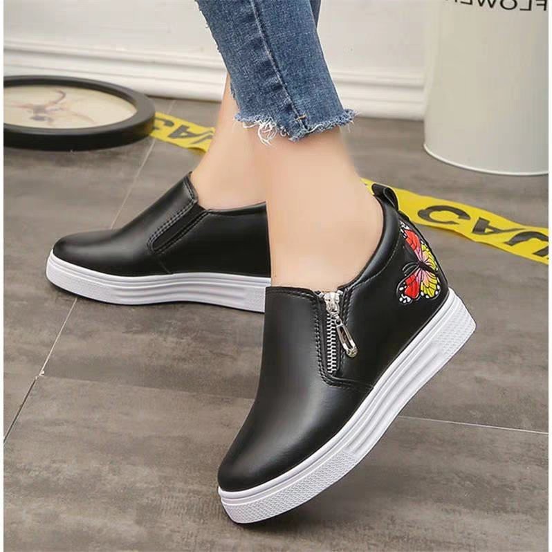 [Mã FAMAYWA2 giảm 10k đơn từ 50k] Giày nữ độn đế siêu hót hình thêu đẹp mã CM5