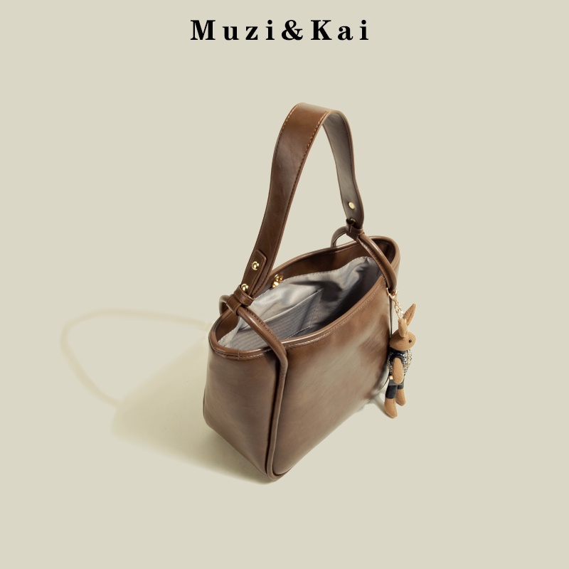 🌸Hàng Order🌸 Túi Xách Muzi&kai Chính Hãng Da Trơn Bóng Khóa Kéo Quai Đeo Da Kèm Móc Gấu Sang Chảnh Nữ Tính 🌸 Quảng Châu