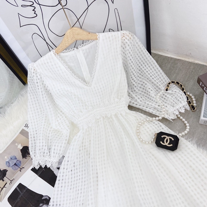 ĐẦM MIDI TRẮNG CỔ V REN Ô NHÍ TAY LỠ BO