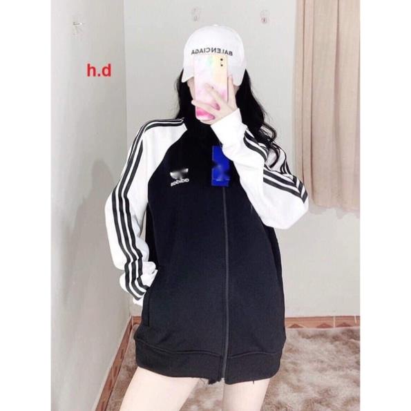 Áo khoác ba sọc logo dáng rộng phối tay chất nỉ nhẹ freesize nam nữ xuongmayconghuong