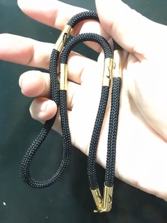 Vòng đeo cổ dây dù