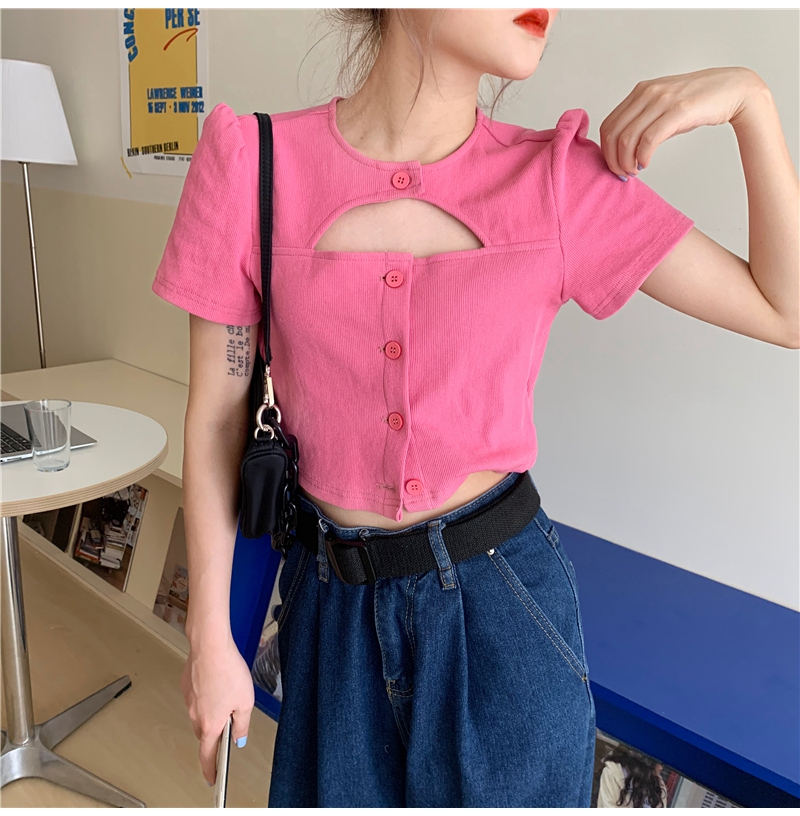 Áo croptop màu hồng trơn phong cách Hàn Quốc