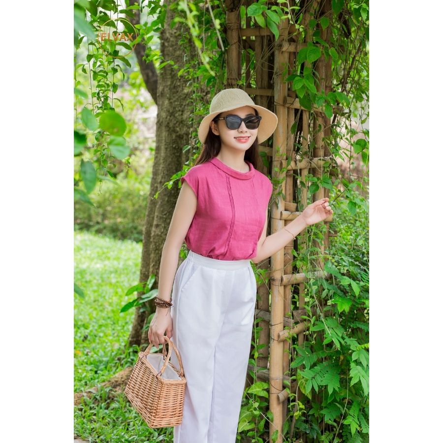 Bộ Đồ Linen Nữ ELVAX Áo Thun Suông Cổ Tròn Bẻ Bèo Gấp 2 Bên Màu Hồng, Quần Ống Suông Chất Liệu Linen Gân Xước