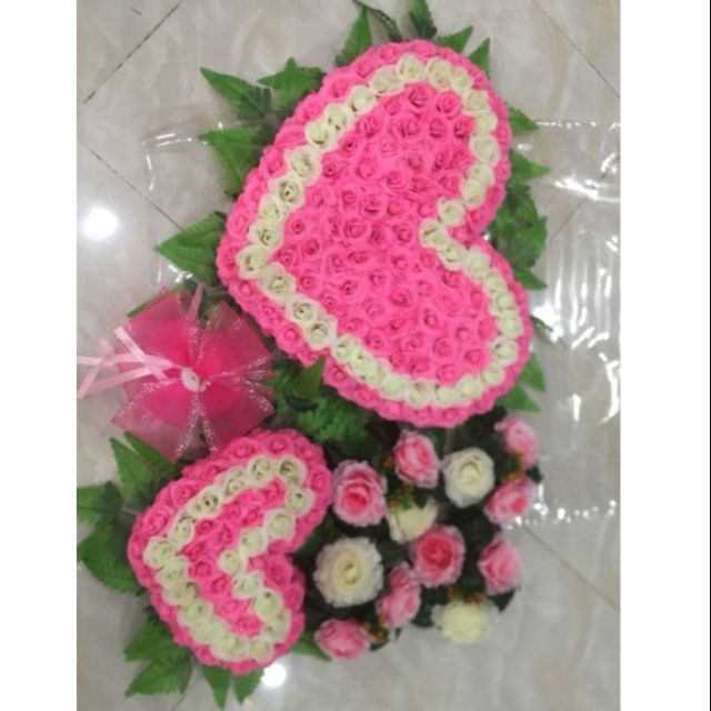 Bộ hoa xe hơi