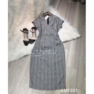 Đầm body cổ vest vải caro đóng nút bọc  siêu xinh