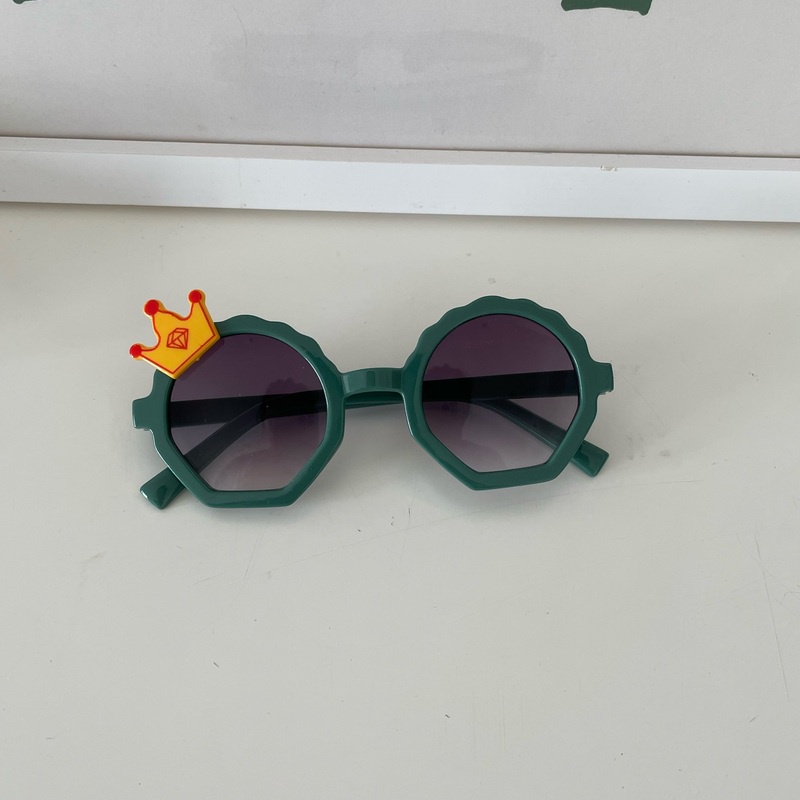 Kính Mát Hình Vương Miện Bảo Vệ Mắt Cho Bé 2-5 Tuổi