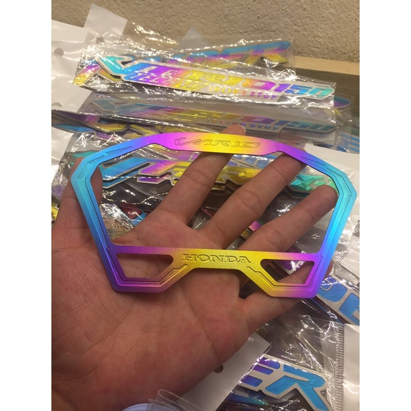 Viền đồng hồ Vario, Tem titan dán đồng hồ Vario