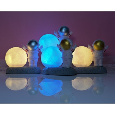Đèn ngủ phi hành gia mặt trăng DL23 Đèn Led Siêu Dễ Thương