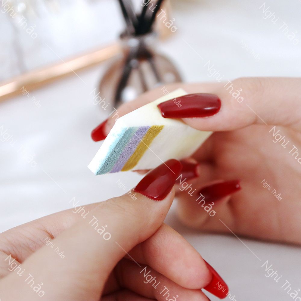 Mút dặm ombre nail